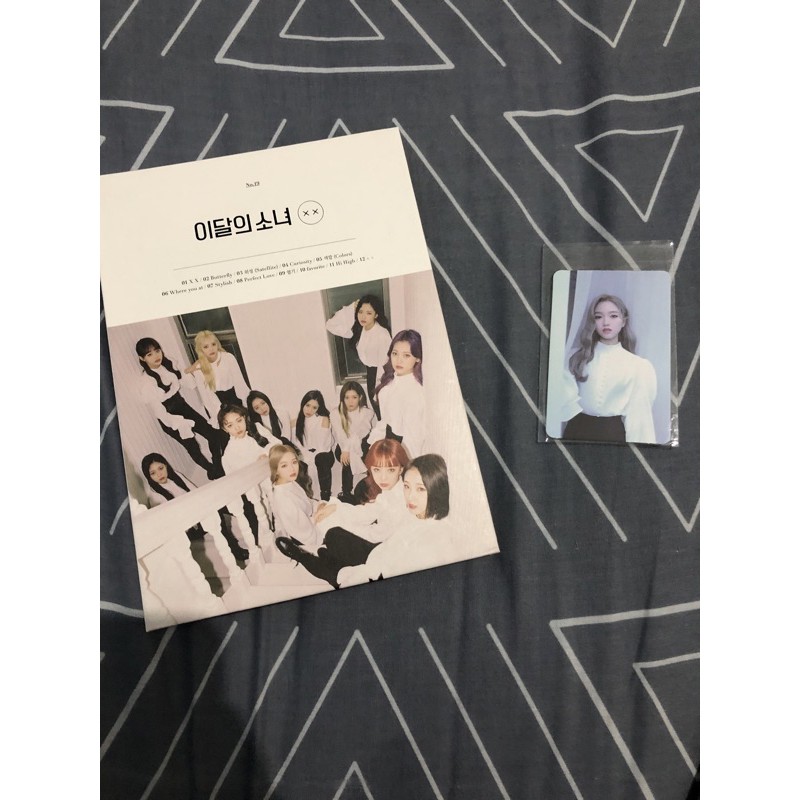 loona album xx with photocard gowon