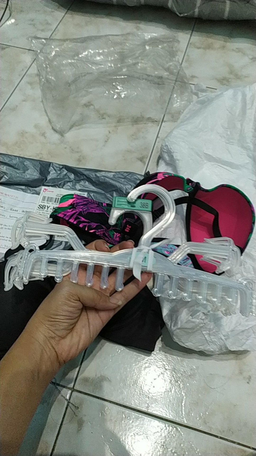 Gantungan Panty Celanadalam Hanger Baju Anak Jemuran Pakaiandalam Plastik Tebal Murah