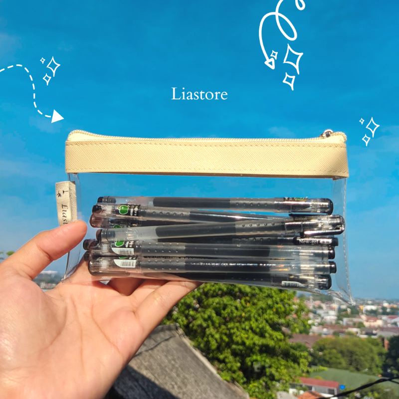

Tempat pensil Transparan