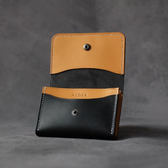

Alder - Signature Business Card Holder - Dompet Kartu - Kulit Asli Terlaris