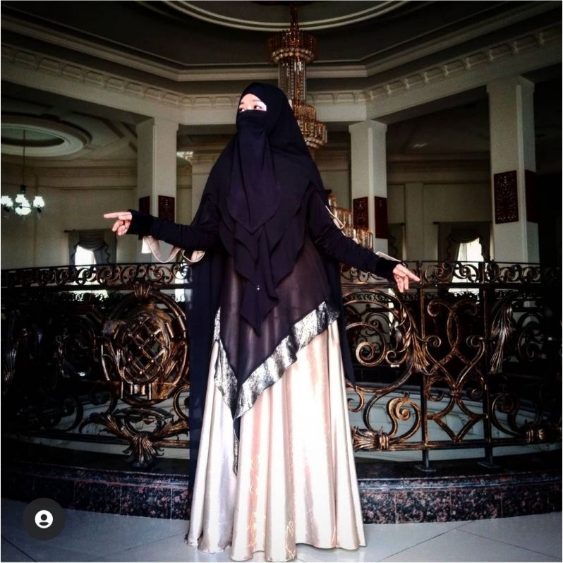 preloved Yunia syar'i