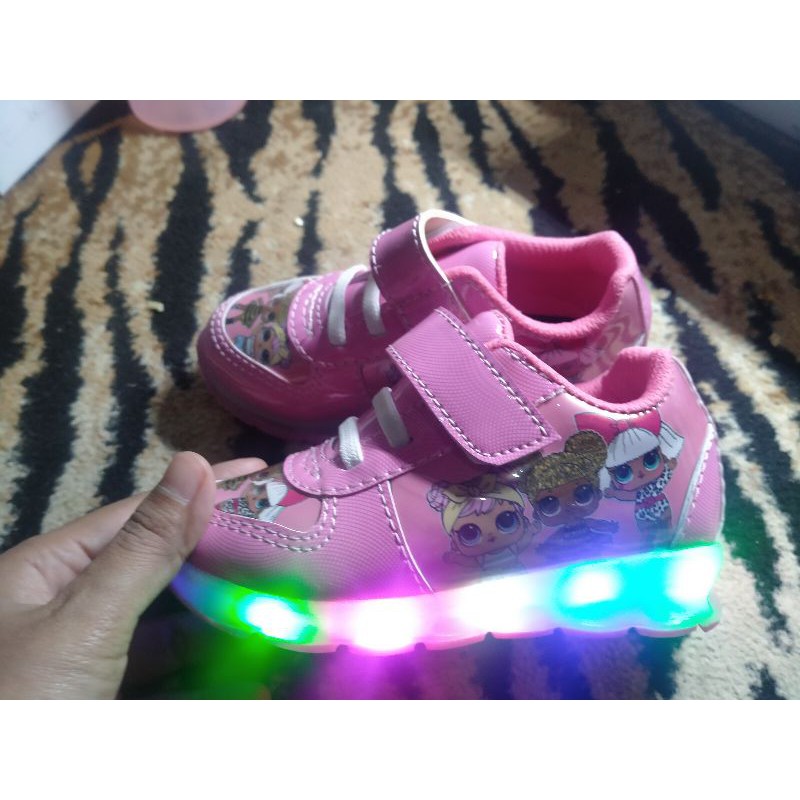sepatu LED gambar lol sepatu anak perempuan