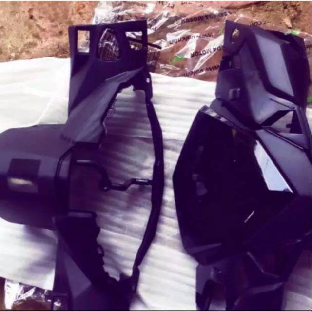 Batok kelapa depan belakang vario 125/150 LED