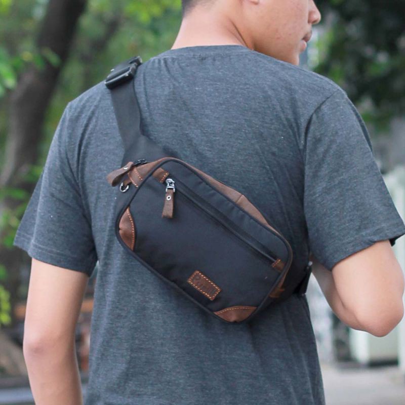 PUSIILL - Tas Salempang Pria Kulit Keren | Tas Pinggang Selempang Slingbag Original | Hitam