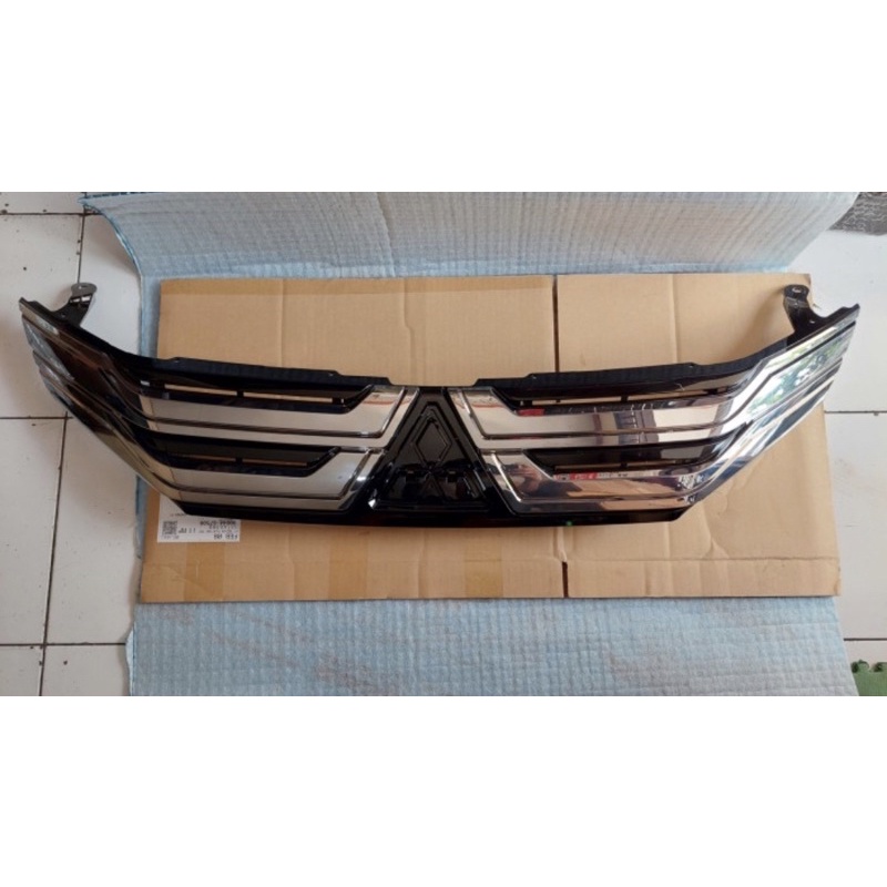 Grill Mitsubishi Xpander Original