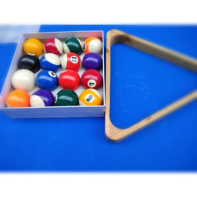 Bola Billiard meja bilyard