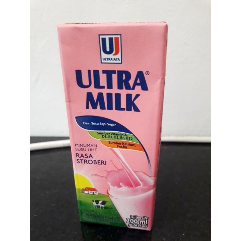 

Susu Ultra Milk Kotak Strawberry 200ml