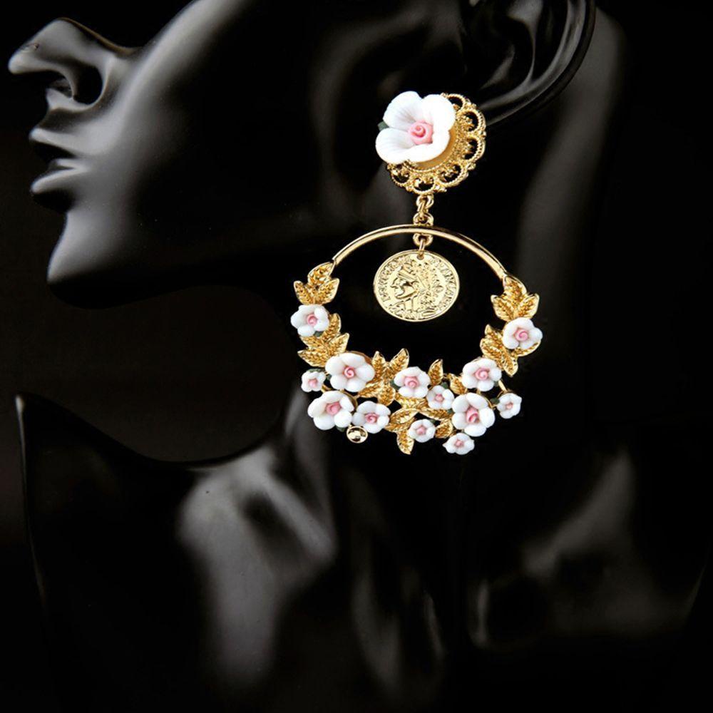 Needway Baroque Earrings Statement Earring Elegan Cantik Untuk Wanita Istana Perhiasan Kepribadian Lingkaran Cincin Retro Vintage Kristal Bunga Cabang