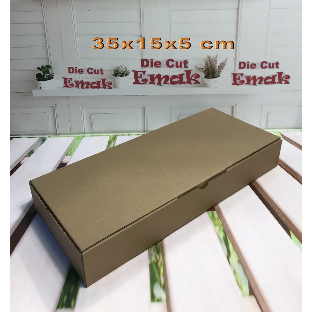 

kardus uk. 35x15x5 cm kotak box karton Die Cut