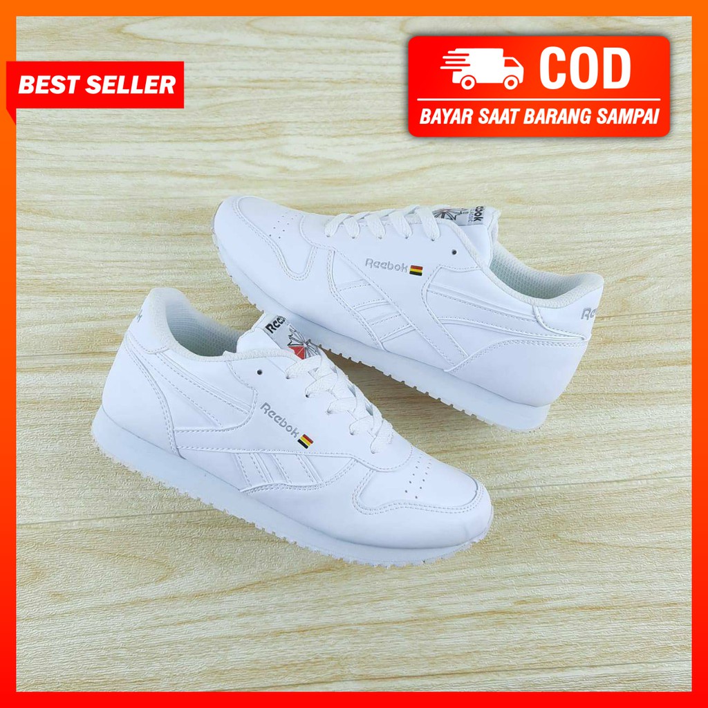 SEPATU WANITA RUNNING REEBOK CLASSIC TRIPLE PUTIH SNEAKERS TERMURAH TERBARU TERLARIS PROMO