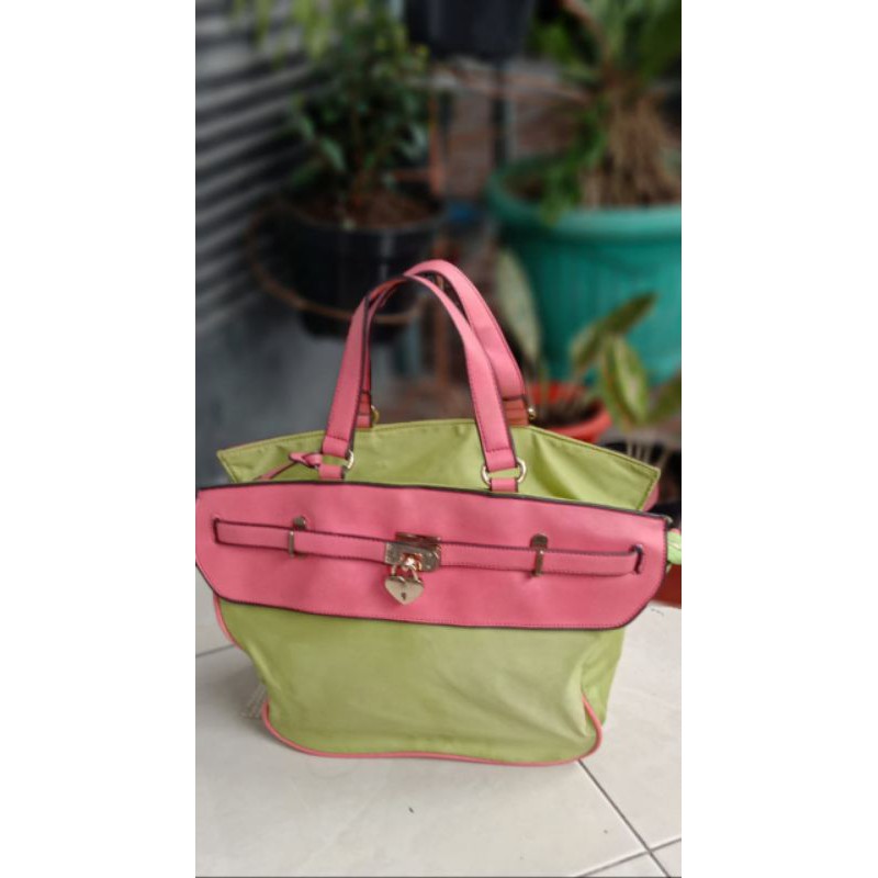 tas gosh preloved