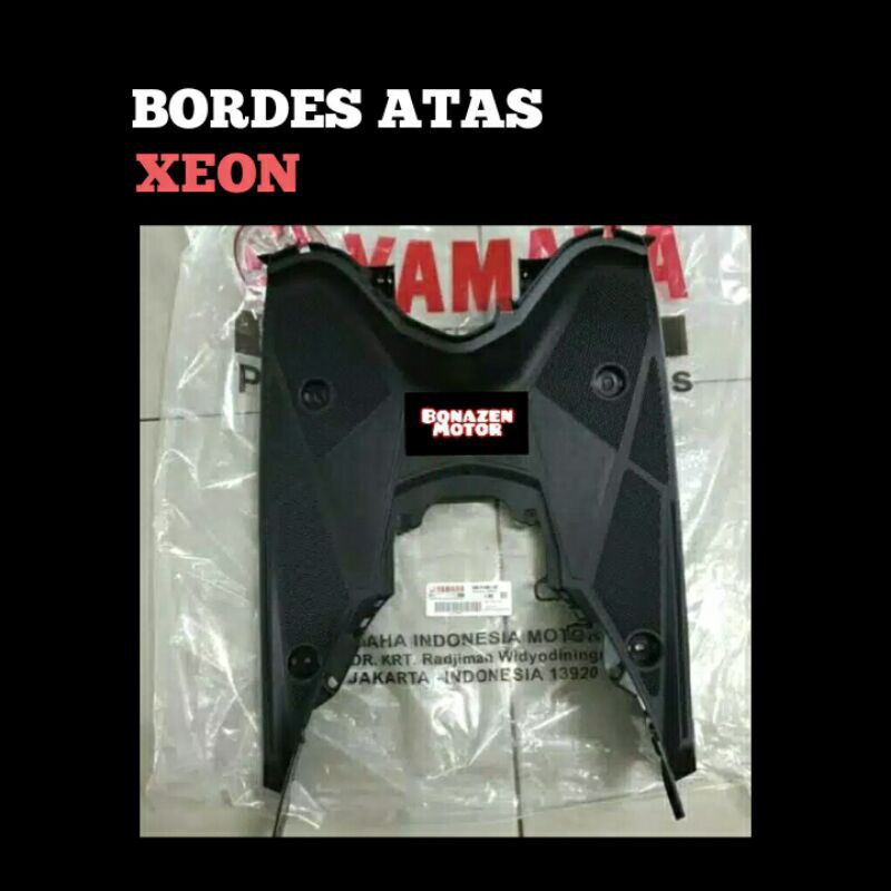 Bordes Atas Xeon / Dek Cover Body Bodi Hitam Pijakan Kaki / ORI YAMAHA 44D-F7481-00