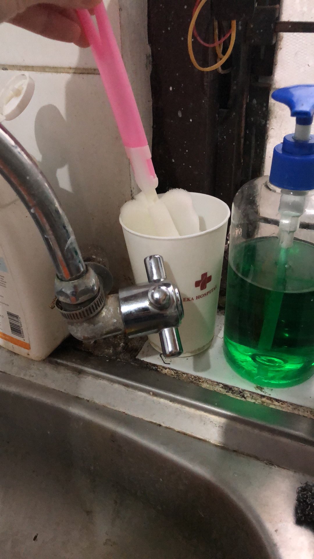 Sikat Spons Pembersih Cuci Botol Gelas Bottle Sponge Brush