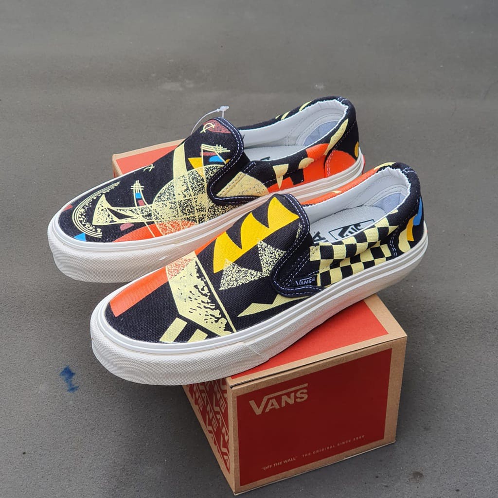 Sepatu Vans Pria Dewasa Slip on GRATIS kaos kaki