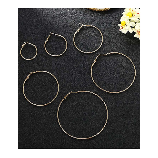 LRC Anting Set Fashion 6 Pairs Of Alloy Earrings D42525