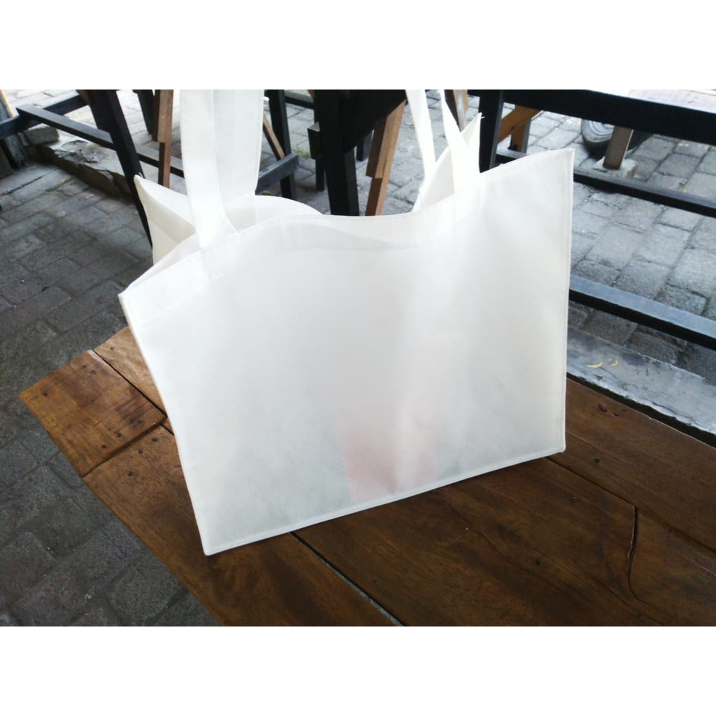 

Tas Kain / Tas Spunbond / Tas Roll Tart (Uk. 32x15x25 cm)