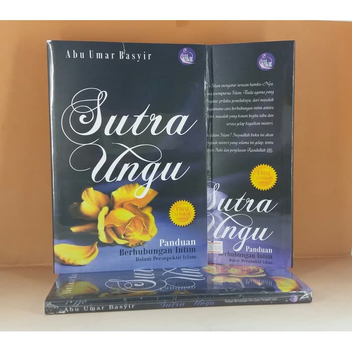 Buku Sutra Ungu Panduan Berhubungan Intim - TokoBuku Mahal