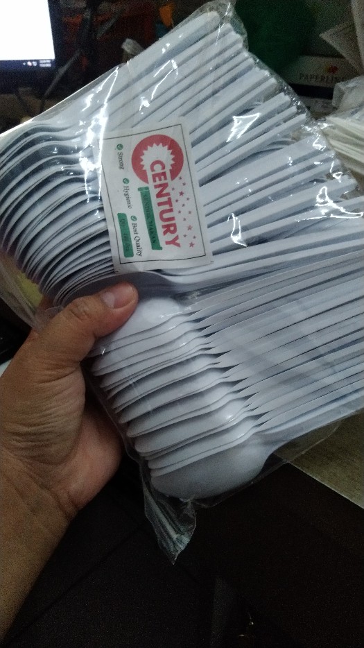100pcs Sendok Makan Panjang (peralatan Makan Plastik Perlengkapan Catering Dapur Plastic Spoon)