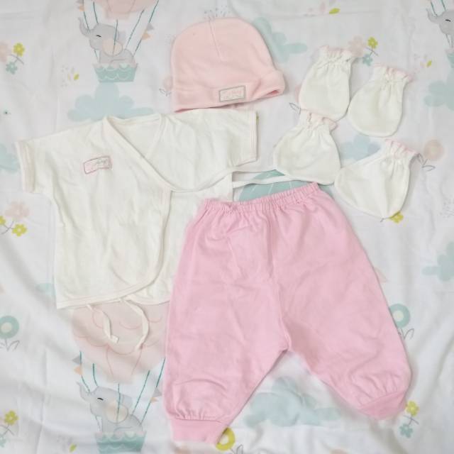 Preloved satu set baju bayi baby newborn nary pink perempuan girl topi sarung tangan kaki kimono