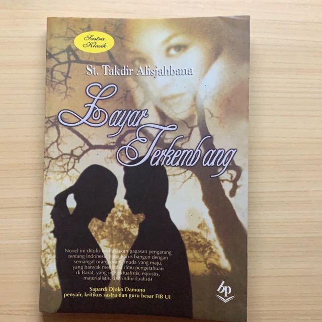 Novel Layar Terkembang