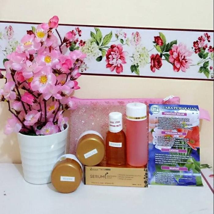 New Paket Glowing New Cream Wajah F3Y Gold 100% Original + Serum Gold