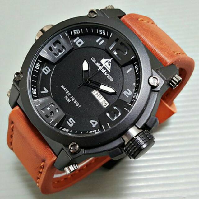 Jam Tangan Pria Quiksilver Tali Kulit Coklat Muda