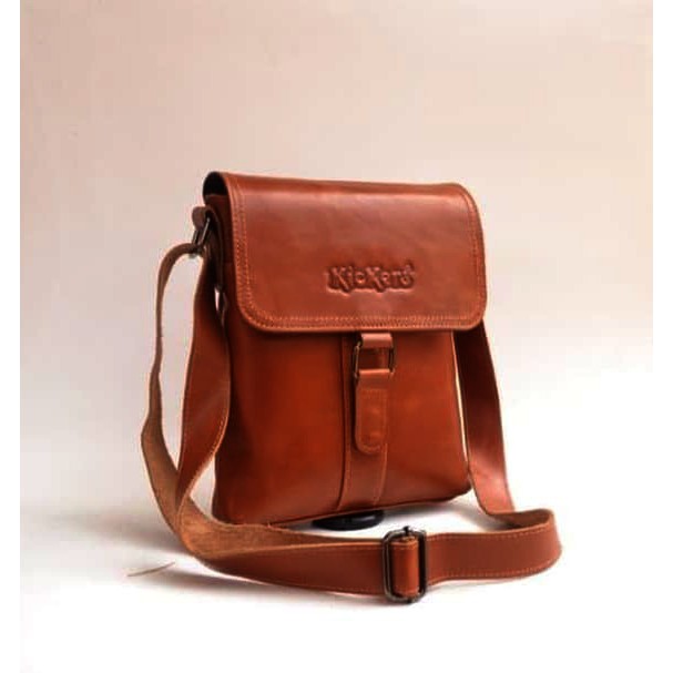 Tas Pria kulit Tas kulit Selempang Branded Kickers Cokelat Tan