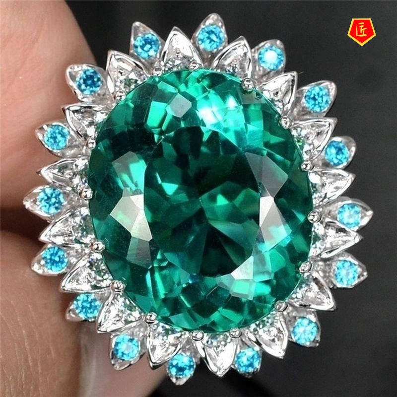 [Ready Stock]Women's Inlaid Emerald Ring Exaggerated and Personalized