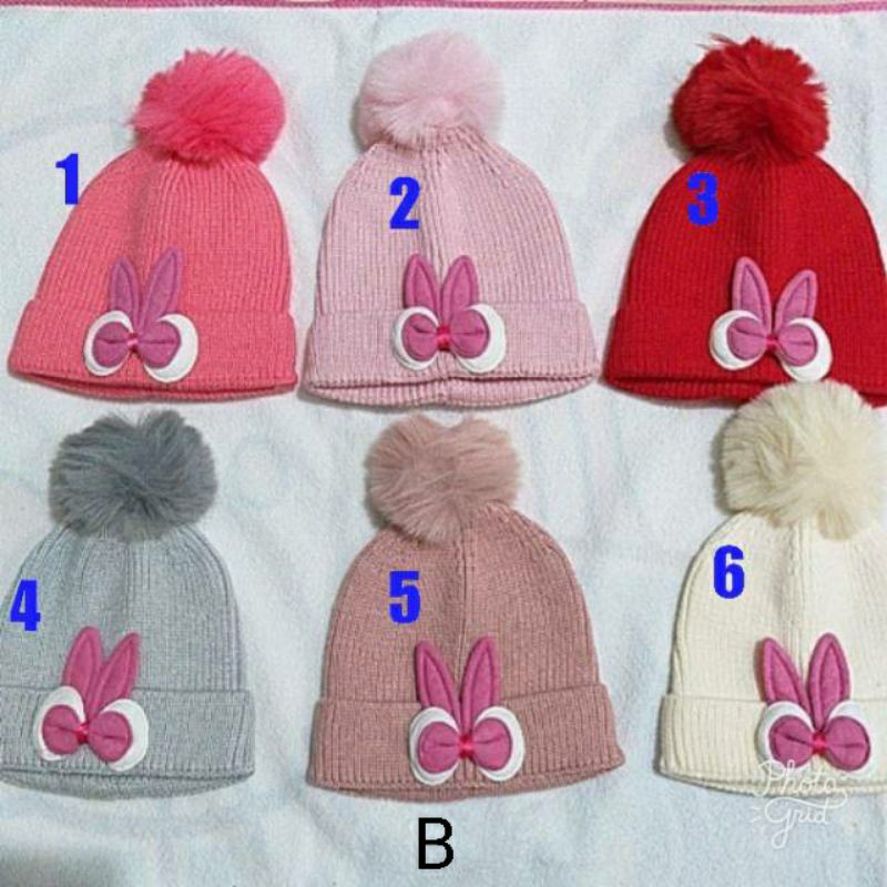 Topi rajut bayi pom pom