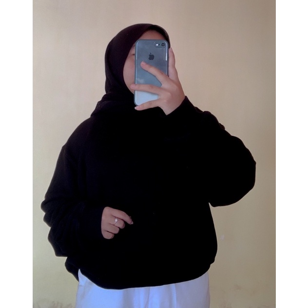 CREWNECK HITAM POLOS