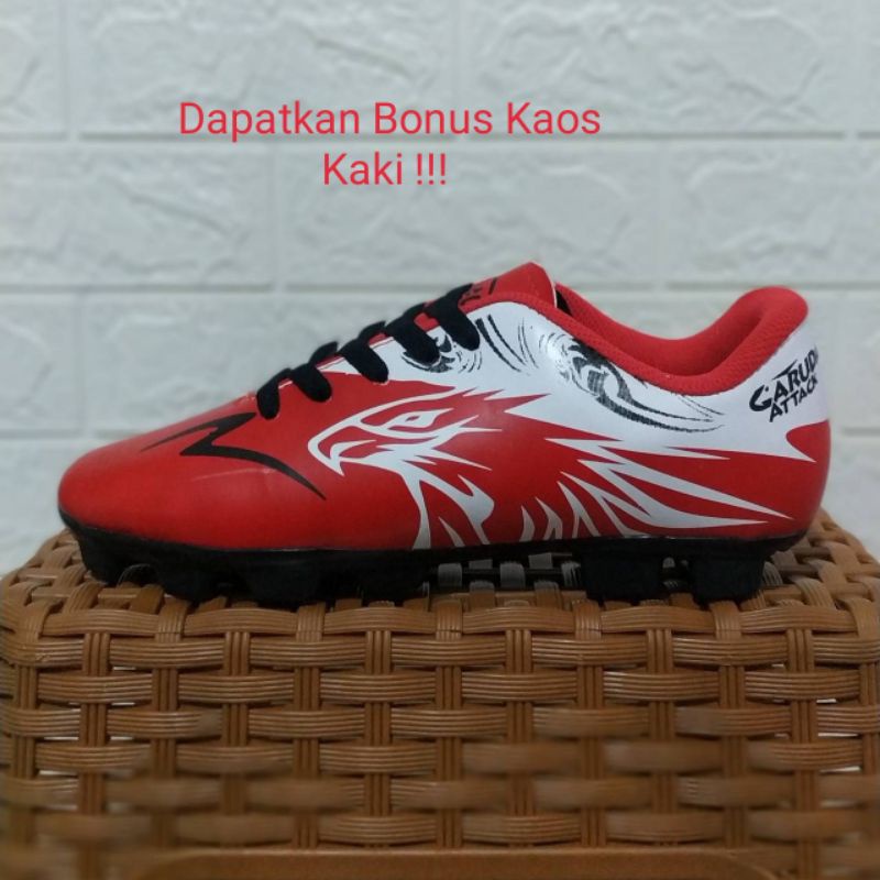 Sepatu  bola Specs Anak size 33 34 35 36 37