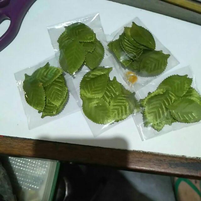 [bayar Di Tempat] Aplikasi Daun Tanpa Tangkai / Bahan Mahar Ringbox / Daun Beludru
