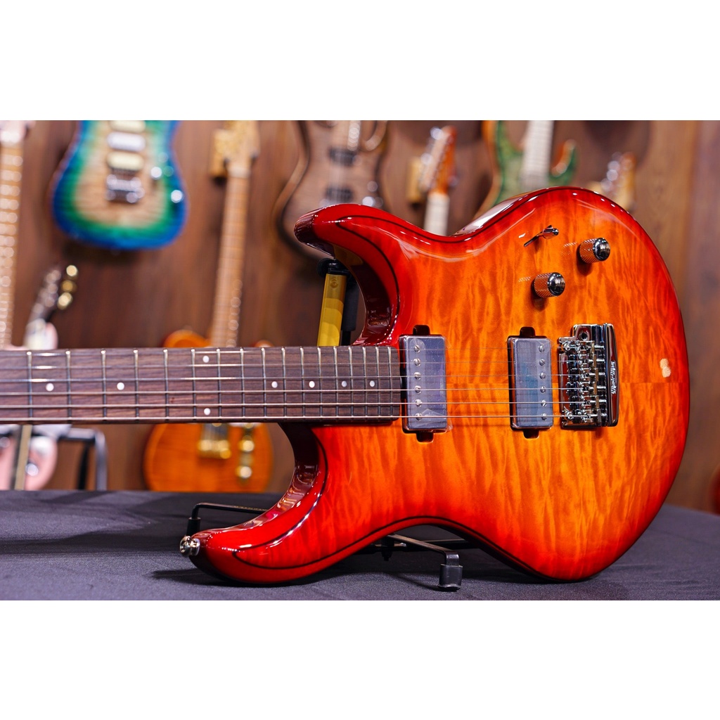 Ernie Ball Music Man Luke III HH - Cherry Burst Quilt G98322