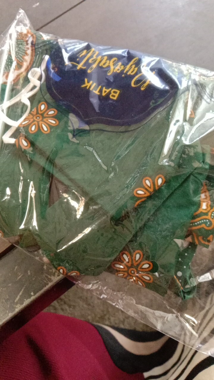 Kemeja Batik Pria Eksklusif Lengan Lapis Furing Ori Katun Cabut Batik Solo Warna Hijau Seragam