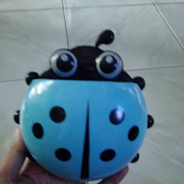 561 - Tempat Sikat Gigi Tempel Dindin Model Kumbang Kepik Ladybug