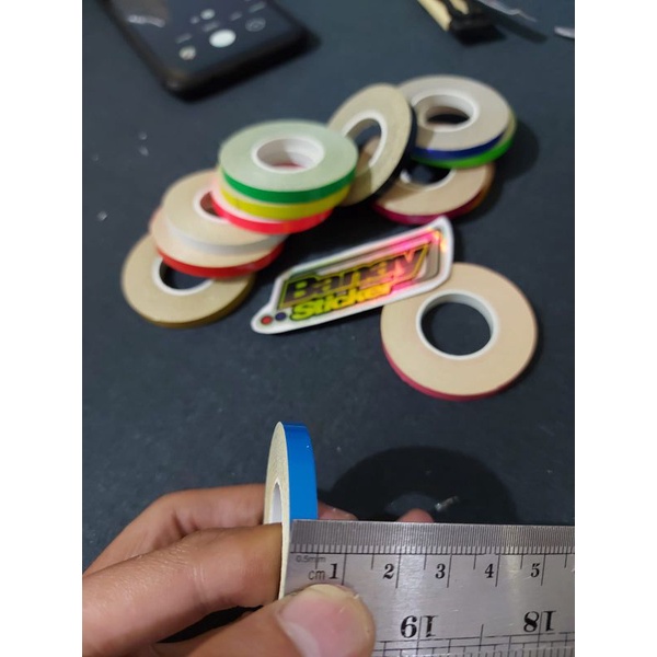 STICKER LIST VELG LIST GULUNG 0,5 CM REFLECTIVE