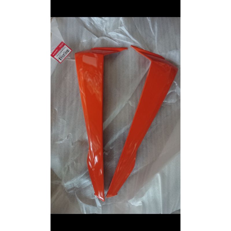 Tebeng-Sayap Luar-Sayap Kanan Kiri Honda Revo 100-Revo Lama-Old Revo 2008 Original AHM HGP Orange