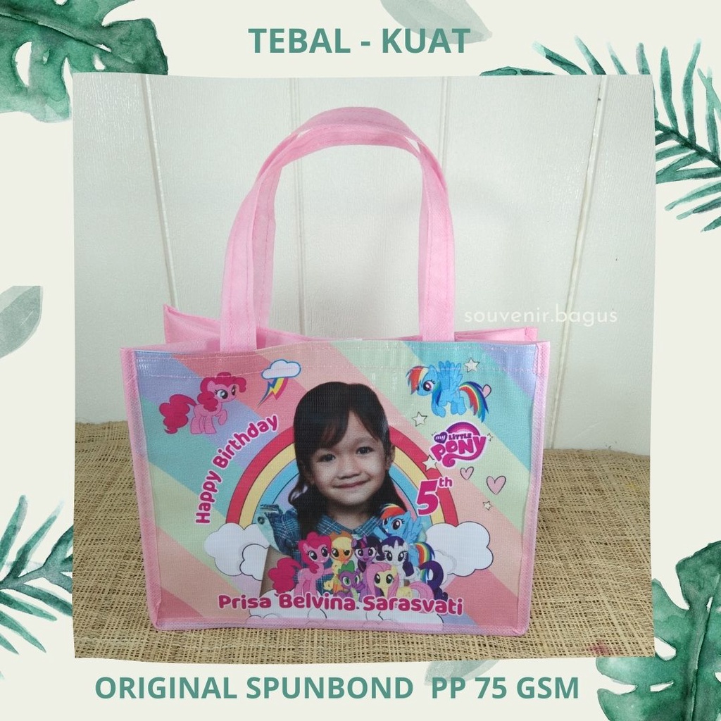 Tas Souvenir Natal custom Maulid Nabi Haji Umroh Imlek Ultah  Dirgahayu Indonesia Parcel Lebaran Promosi Custom Pakai Foto Pakai Nama 30x25cm sisi 12 cm