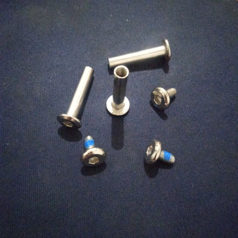 Jual Baut Sepatu Roda/Axel Sepatu Roda diameter 6mm (8pcs) | Shopee ...