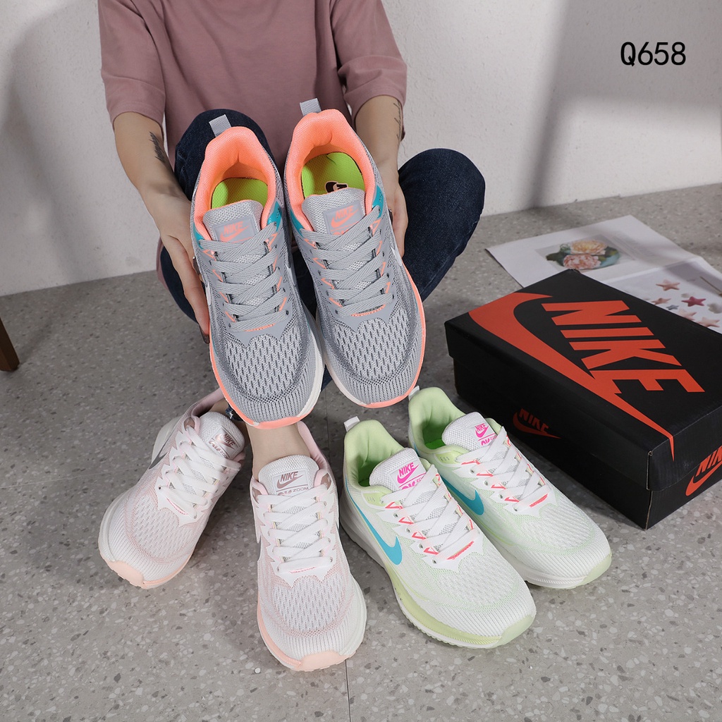 NK Women Sneakers Q658