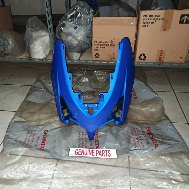 Tameng Depan Cover Dada Vario 110 Karbu Lama Old Cw Biru Tua Ori Ahm  64301-KVB-930SBM