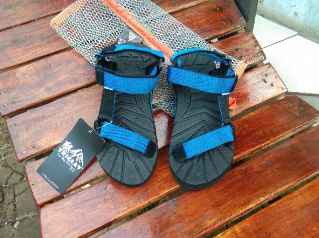 SANDAL TRIGLAV GUNUNG IMPORT