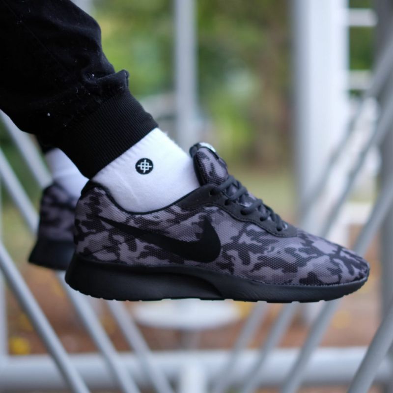 Sepatu Running Pria Nike Tanjun Original, Nike Kaishirun