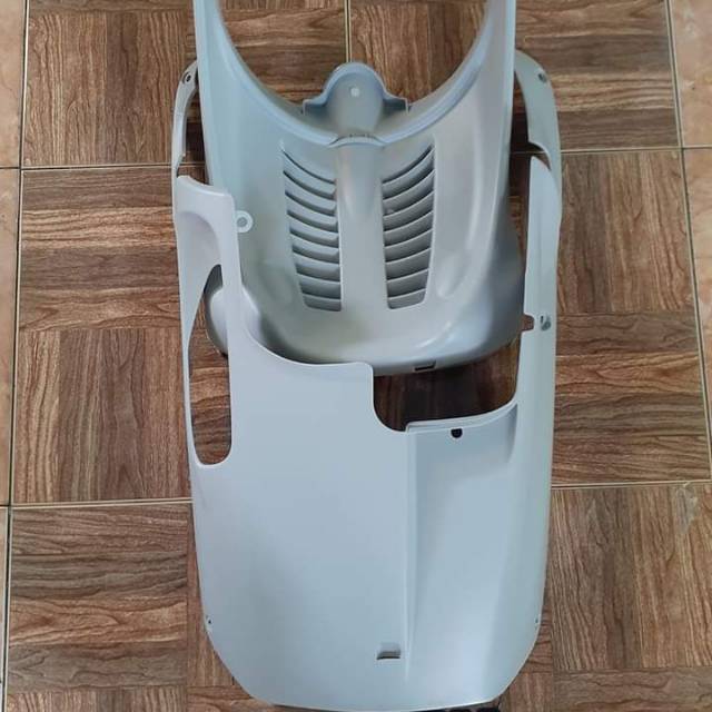 Dek paru kolong mio sporty / smile warna Silver