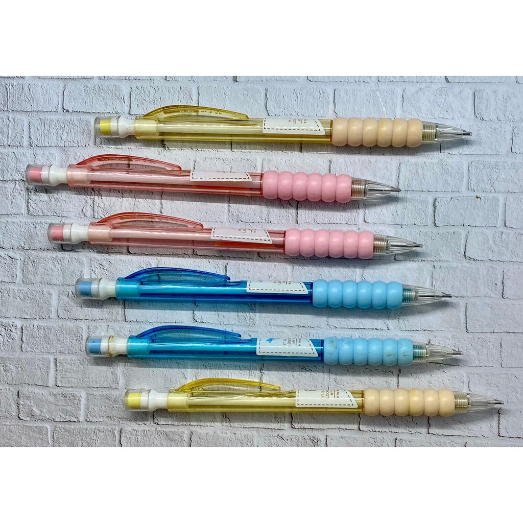 

Pensil Mekanik Polos - ZDP 3290
