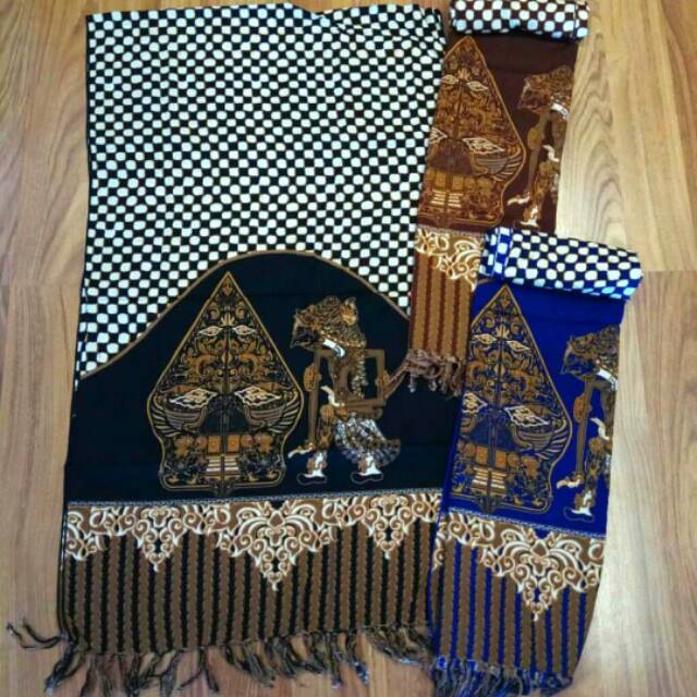 Selendang / Syal Batik Wayang Gunungan