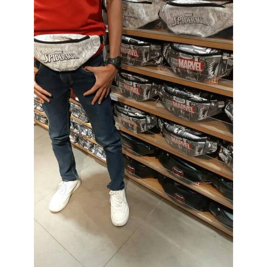HYJ MINISO X MARVEL WISTBAG/TAS PINGGANG .