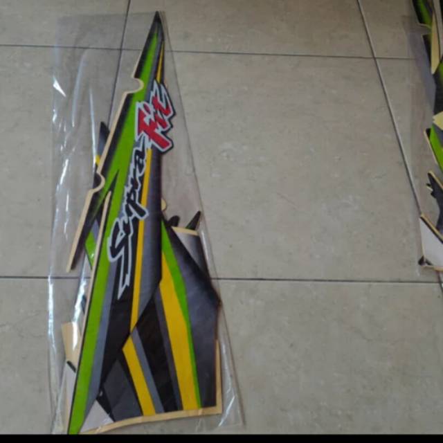 Striping Supra Fit 2005