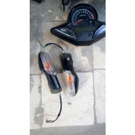 Lampu sen cbr 150 250 thailand Sein Riting CBR 150 250 lokal Thailand kanan kiri Depan Belakang ori