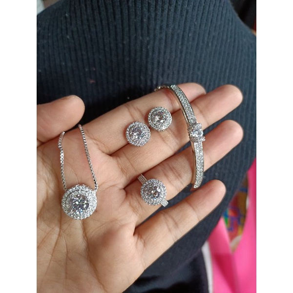 Set Perhiasan Replika berlian eropa ,mewah kalung+ cincin+ anting, anti karat,tahan lama dan kilat